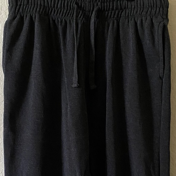 H&M Bundle Joggers - Picture 2 of 5